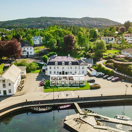 Bekkjarvik Gjestgiveri Hotel Exterior photo